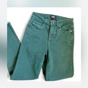 Paige Jacqueline Straight Size 26
Caspian Sea Deep Emerald Green Jeans Skinny